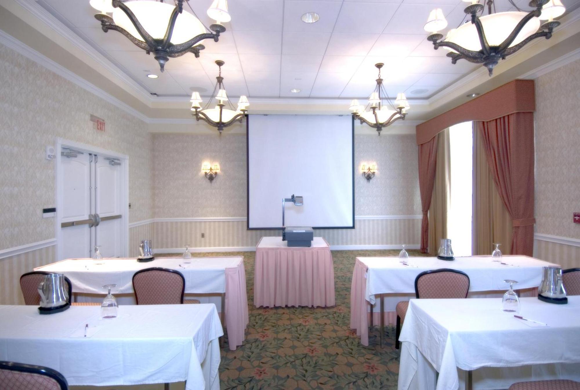 Monumental Hotel Orlando Williamsburg Luaran gambar