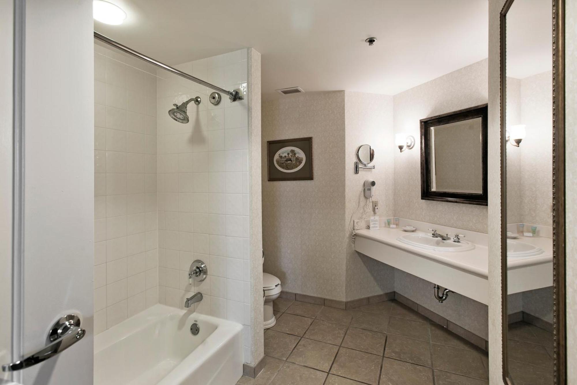 Monumental Hotel Orlando Williamsburg Luaran gambar